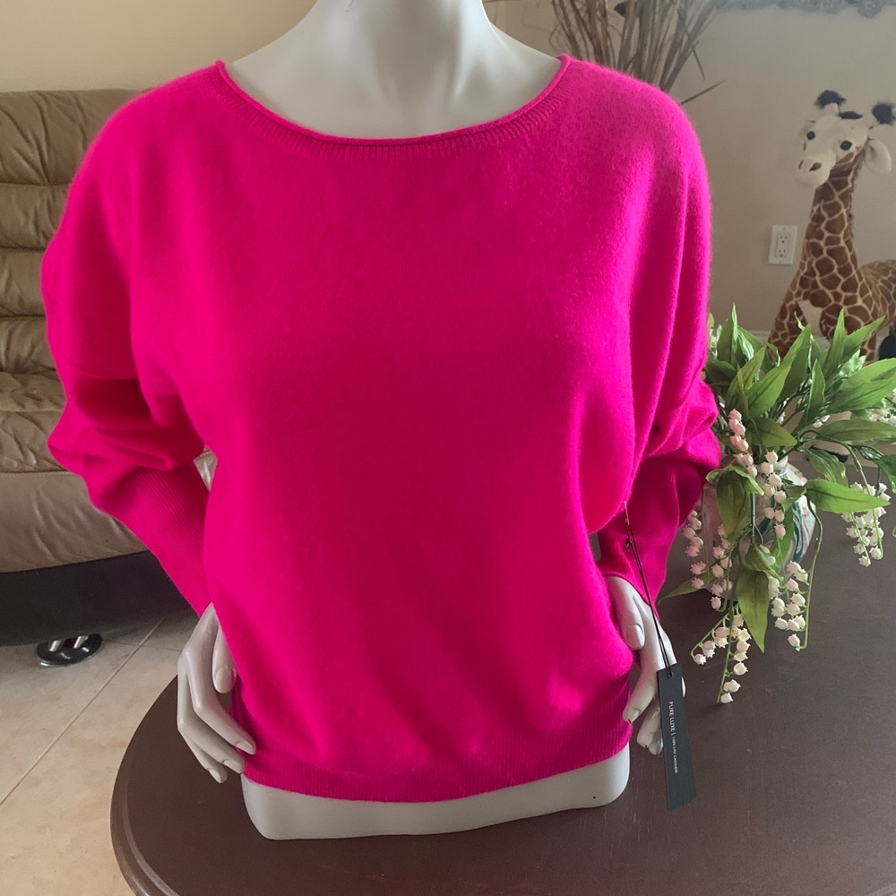 Tahari Vibrant Pink Crew Neck Sweater